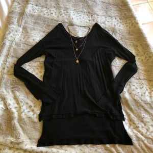 🌸FREE PEOPLE🌸 black top NWOT